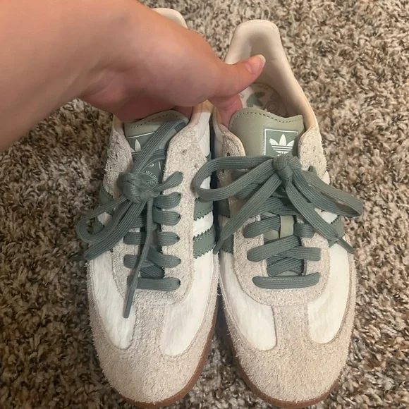 Adidas Samba White and Green Sneakers - Picture 2 of 4